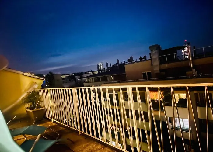 Apartman Cosy Flat With Huge Terrasse! Long Or Shortterm Bécs
